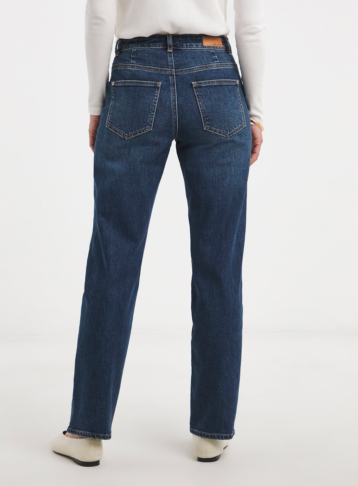 JD WILLIAMS Authentic Relaxed Straight Leg Jean 32 - Image 3 thumbnail